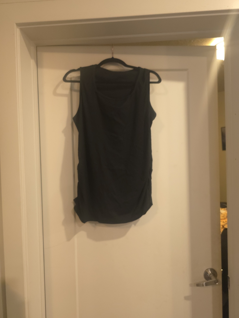 Women’s Black Sleeveless Tank Top